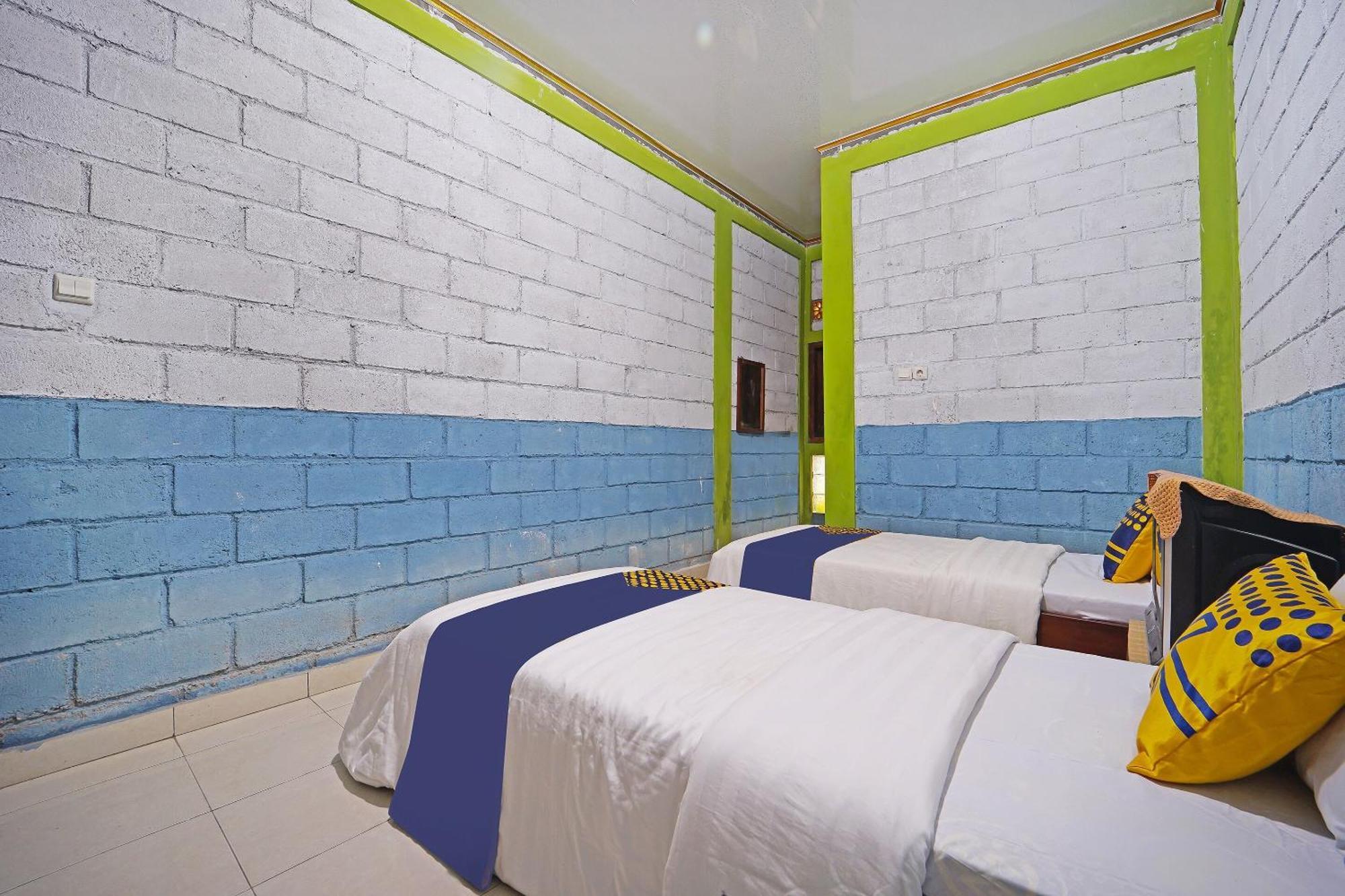 Hotel Spot On 91085 Griya Estu Wening Sleman  Exterior foto