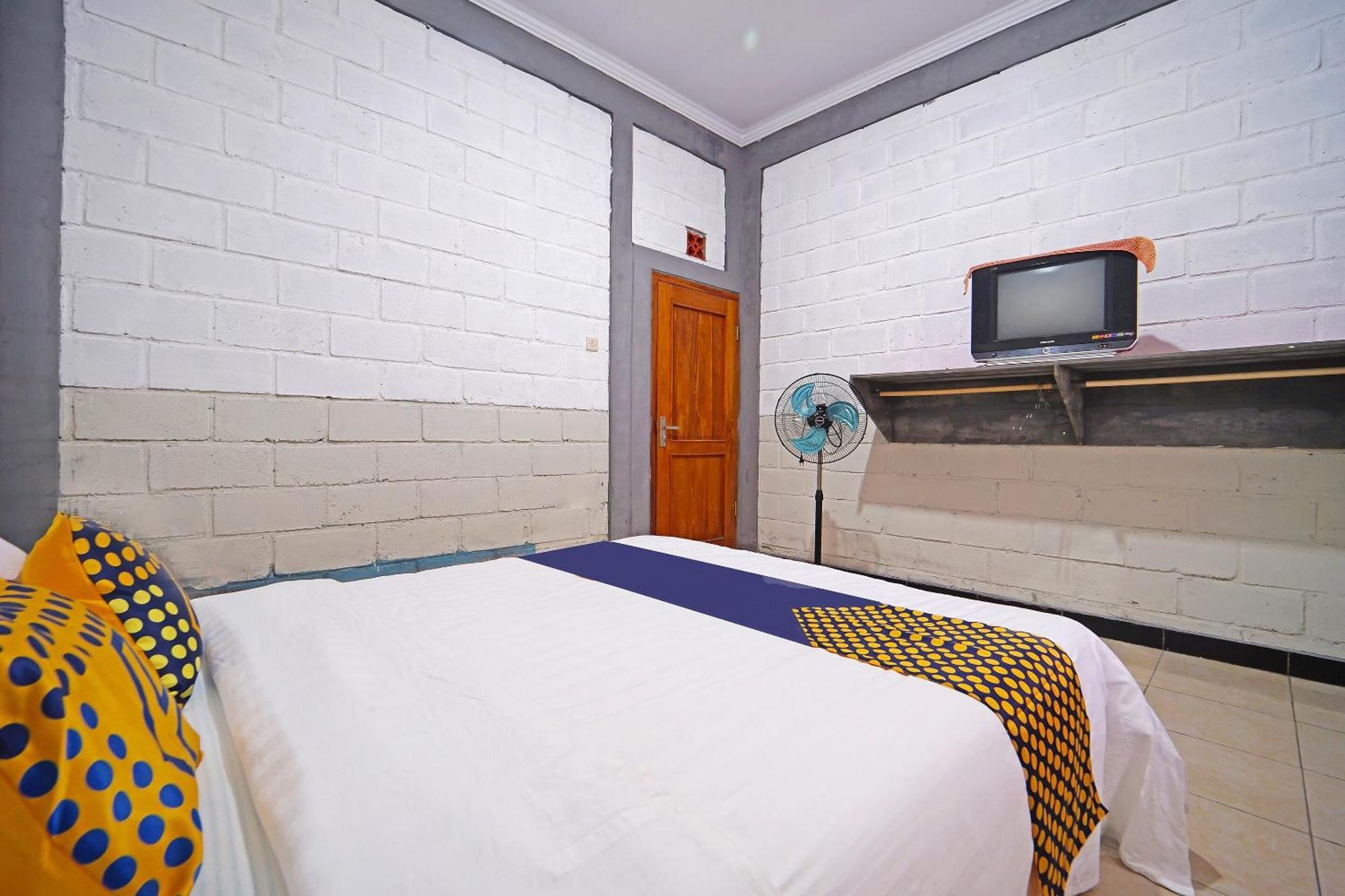 Hotel Spot On 91085 Griya Estu Wening Sleman  Exterior foto