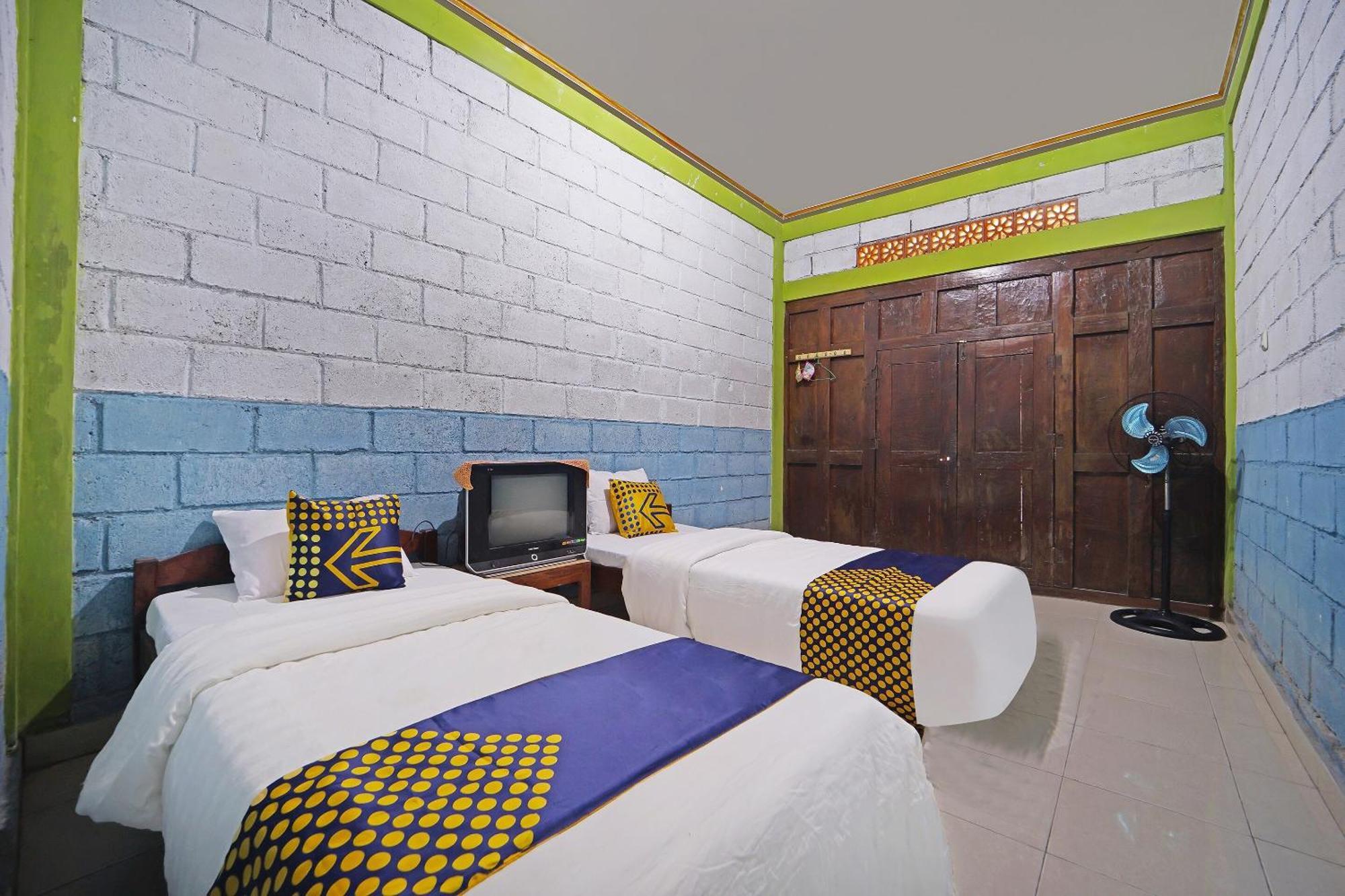Hotel Spot On 91085 Griya Estu Wening Sleman  Exterior foto